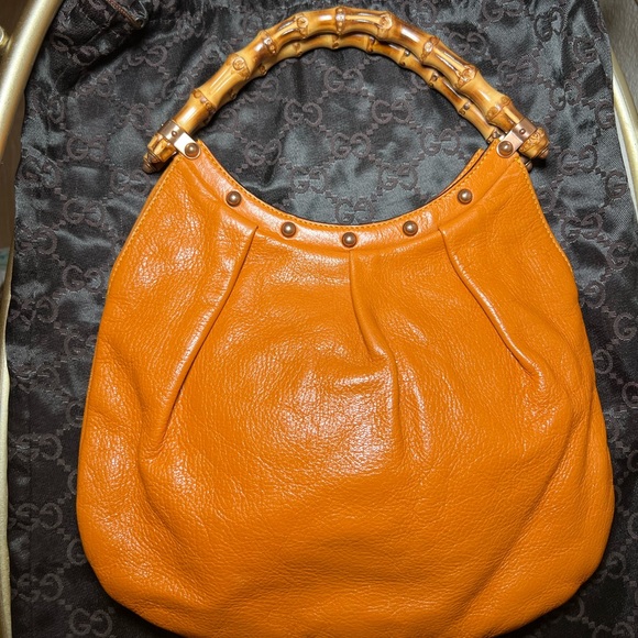 GUCCI LEATHER DIANA HOBO - Picture 7 of 9